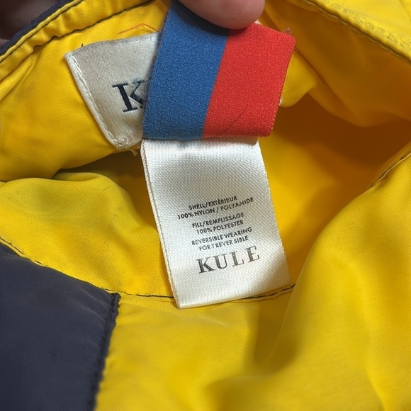 Kule Reversible Simon Puffer Vest size small - Picture 17 of 17